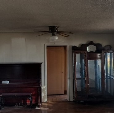 Cabinets Refinishing - 4.jpg